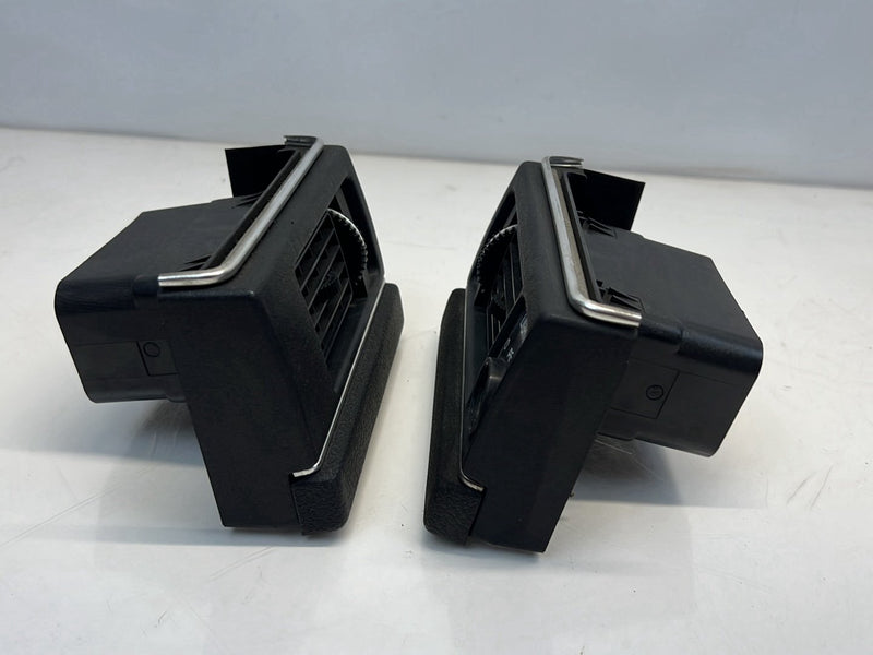 1975-1980 Volvo 244 240 Dash HVAC AC Heat Air Vent Set w/ Clock OEM #5293EM