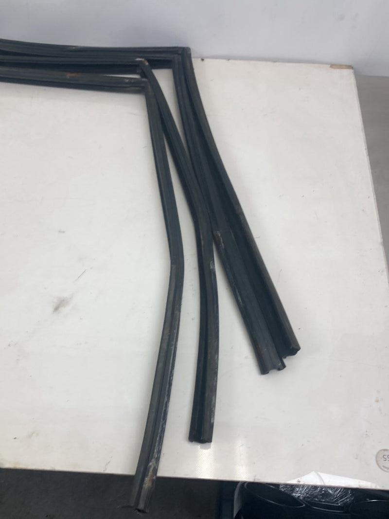 1986-1993 Volvo 240 244 Window Track Seal Gasket Set of 4 OEM #4886M