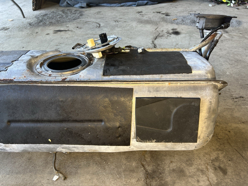 1998-2003 Jaguar XJR XJ8 4.0L Supercharged Gas Fuel Tank & Twin Pumps OEM #4571E