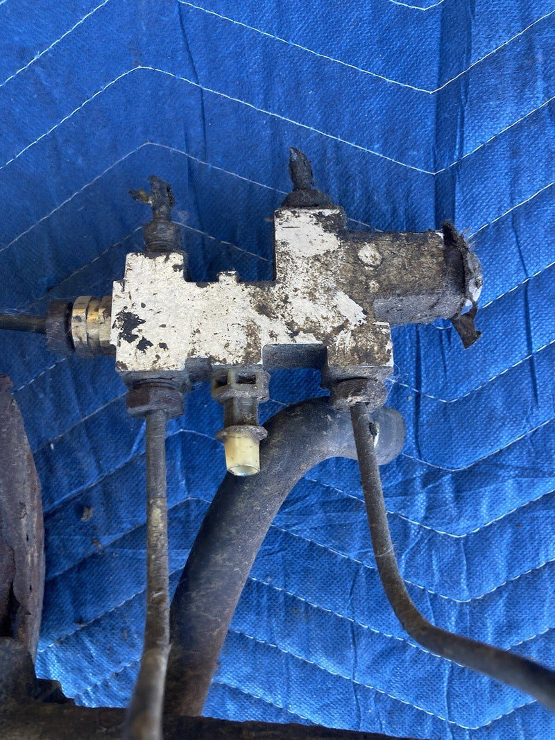 1997-2002 Jeep Wrangler TJ Brake Booster Master Cylinder 52009135 OEM #3261M