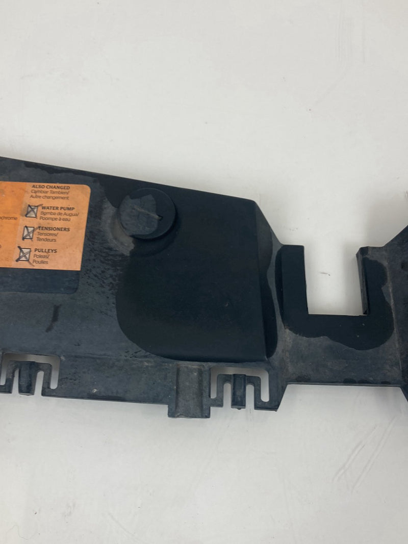 1992 Volvo 940 944 - Radiator Support Bracket PN: 1392604