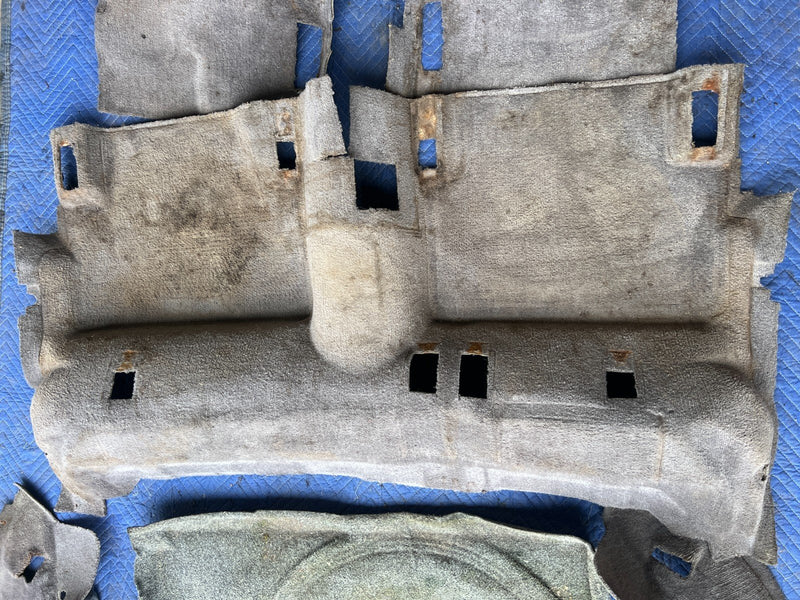 1992-1995 Volvo 940 740 Wagon Front & Rear Charcoal Molded Carpet Set OE #3294EM