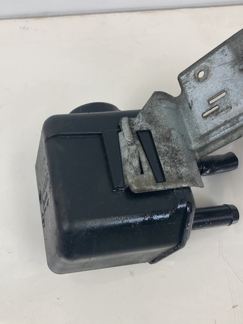 1992 Volvo 940 944 - Power Steering Reservoir PN: 1359621