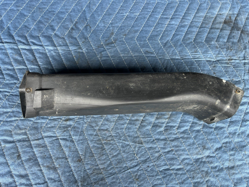 1998-2003 Jaguar XJR XJ X308 Passenger Brake Cooling Duct HNC6532 OEM #4781E