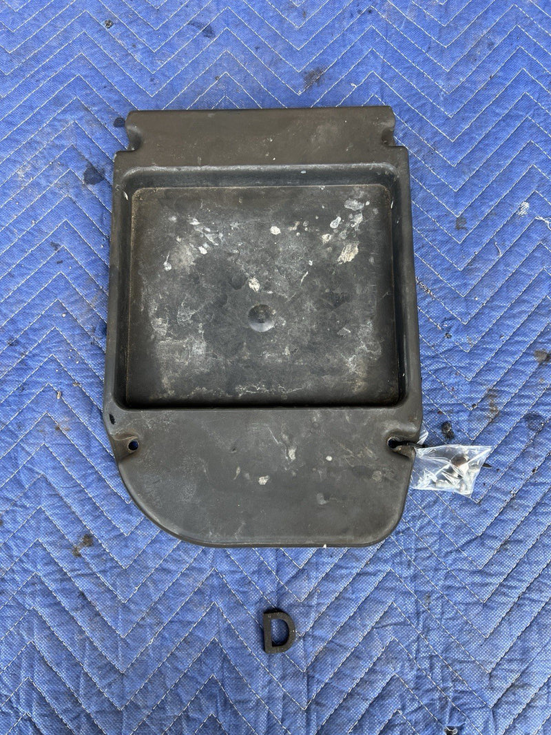 1998-2003 Jaguar XJR XJ8 X308 Engine Bay Fuse Box Cover LNC2410MB OEM #4751E