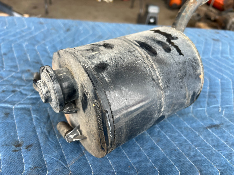 1989-1995 Volvo 740 940 Sedan Fuel Vapor Charcoal Canister 17056292AM OE #3698EM
