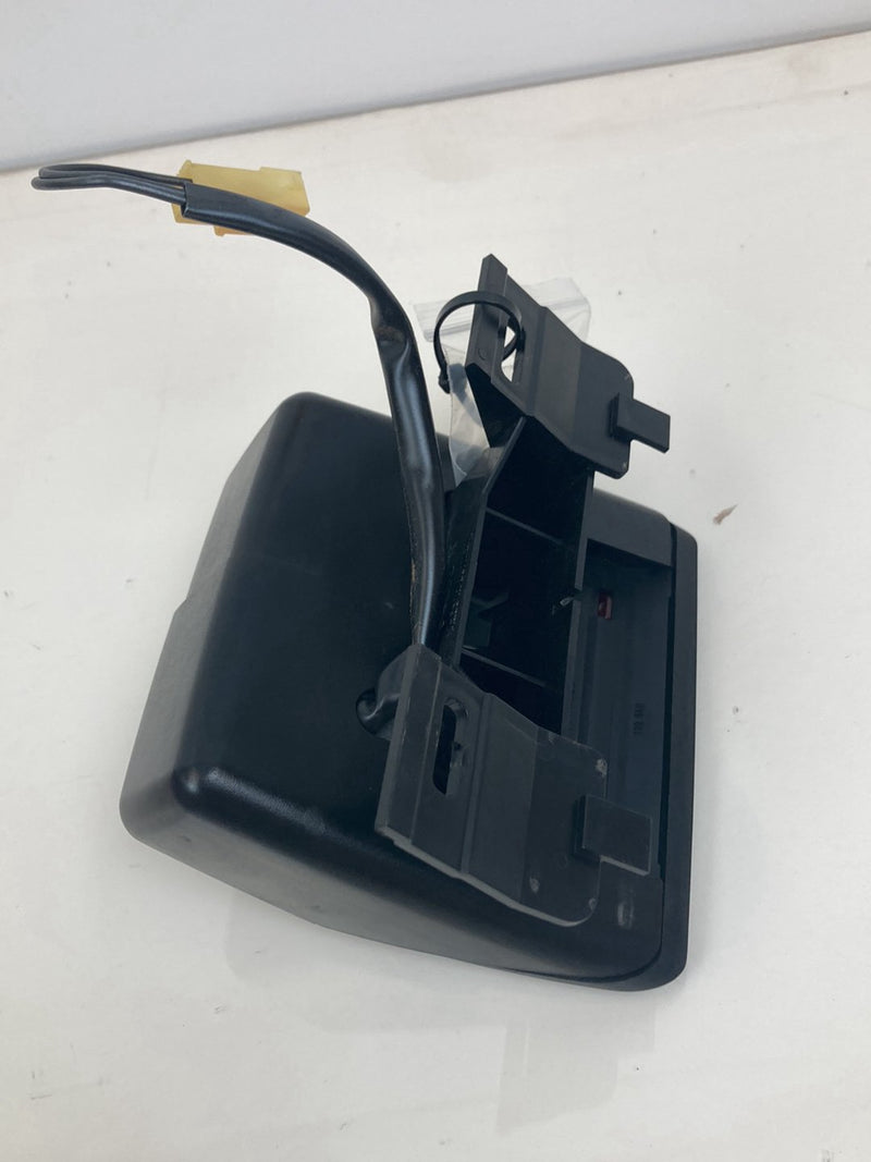 1992 Volvo 940 944 - Third Brake Light PN: 3534078