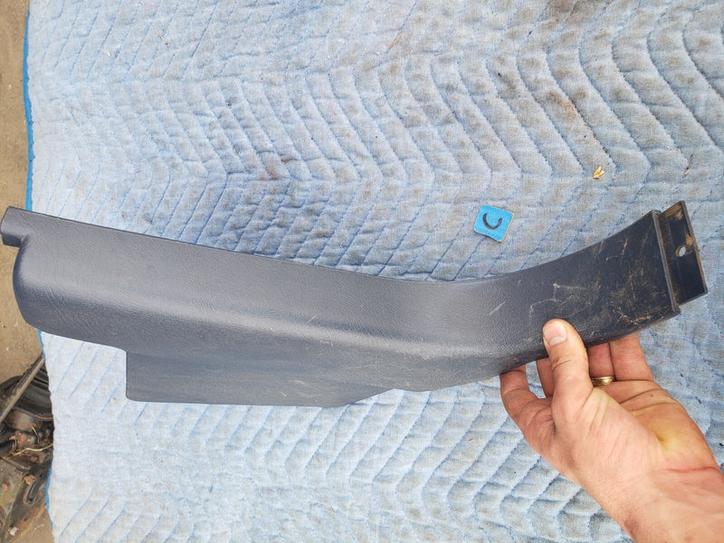 1988-1998 Chevy GMC GM 1500 C/K Blue Right Passenger Kick Panel Trim OEM #1048CN
