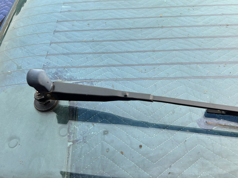 1983-1985 Porsche 944 Rear Hatch Windshield Window Glass Assembly OEM #5724EM