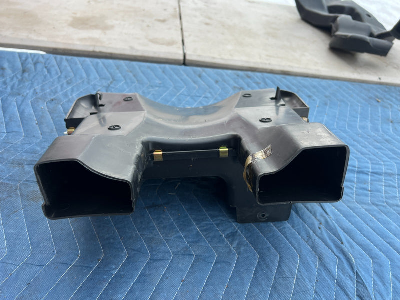 1989-1995 Volvo 740 940 Heater Box Climate Center Lower Duct Vent OEM #3718EM