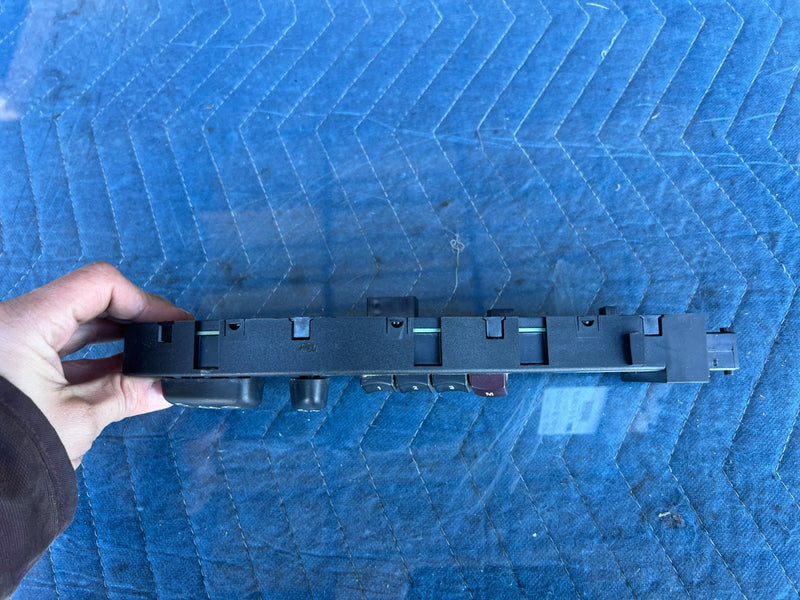 2000-2005 BMW 330xi 325xi E46 Front Driver Left Power Seat Switch OEM #4762EM