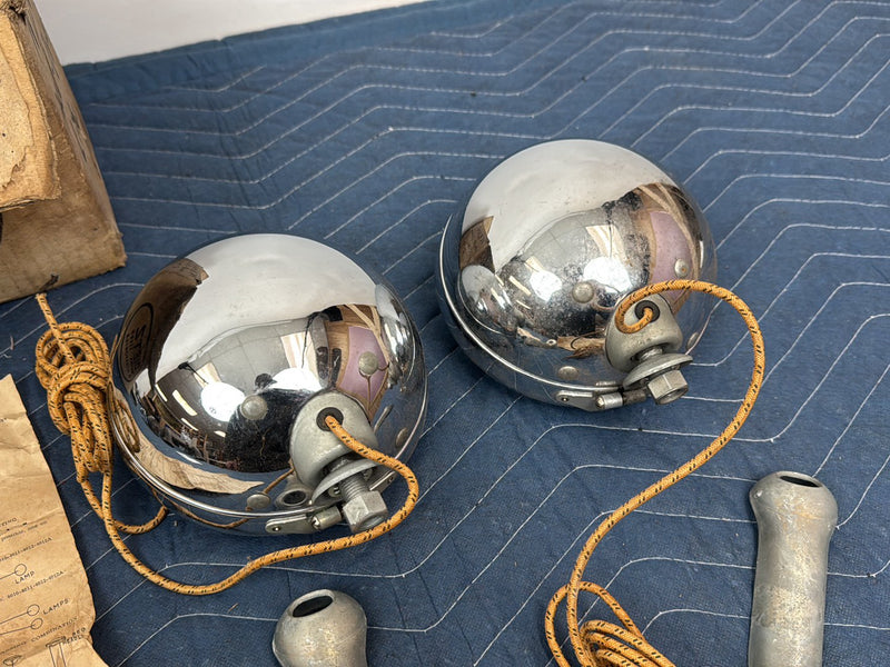 1950 - Headlight Set