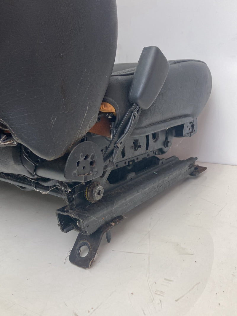 1998-2000 Volvo V70 Front Left Right Seat Pair OEM #5228M