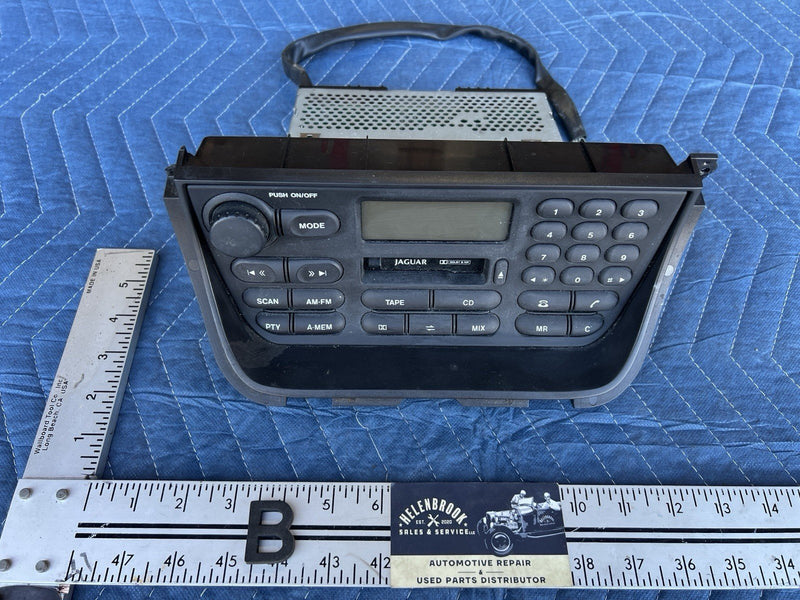 1998-2003 Jaguar XJR XJ8 AM FM Cassette Radio Receiver Player Dash OEM #4620E