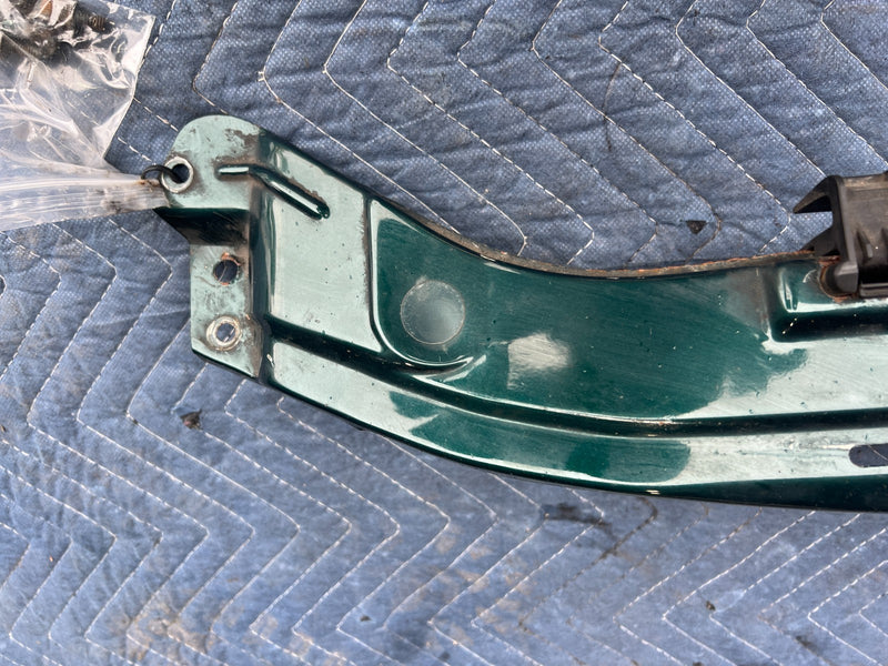 1998-2003 Mercedes W210 E320 Upper Radiator Support Bracket Green OEM #4718EM