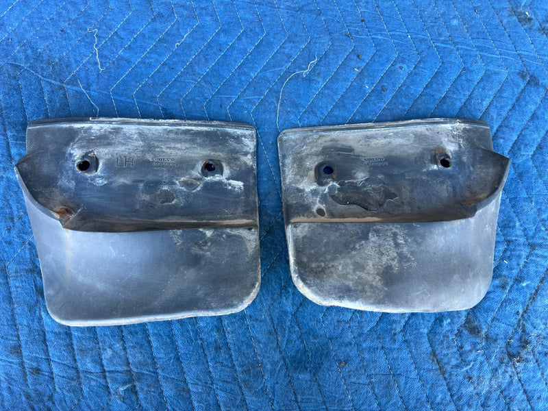 1986-1993 Volvo 240 244 245 Front Right & Left Mud Flap Pair 1312696 OEM #4352EM
