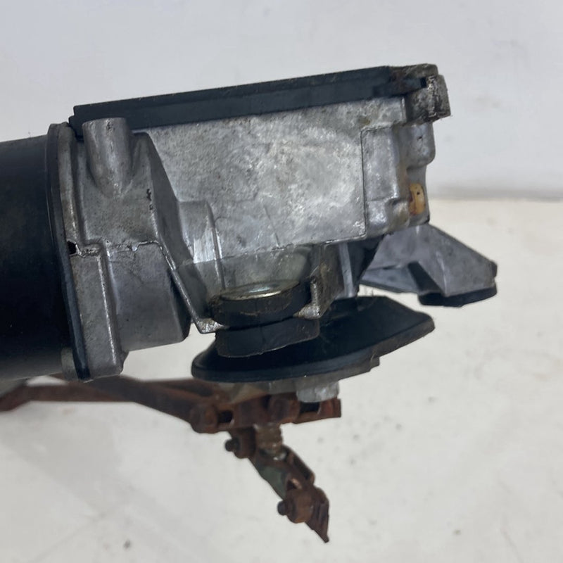 1995-1998 Chevrolet Silverado 2500 GMT400 Wiper Motor Linkage 15036007 OEM