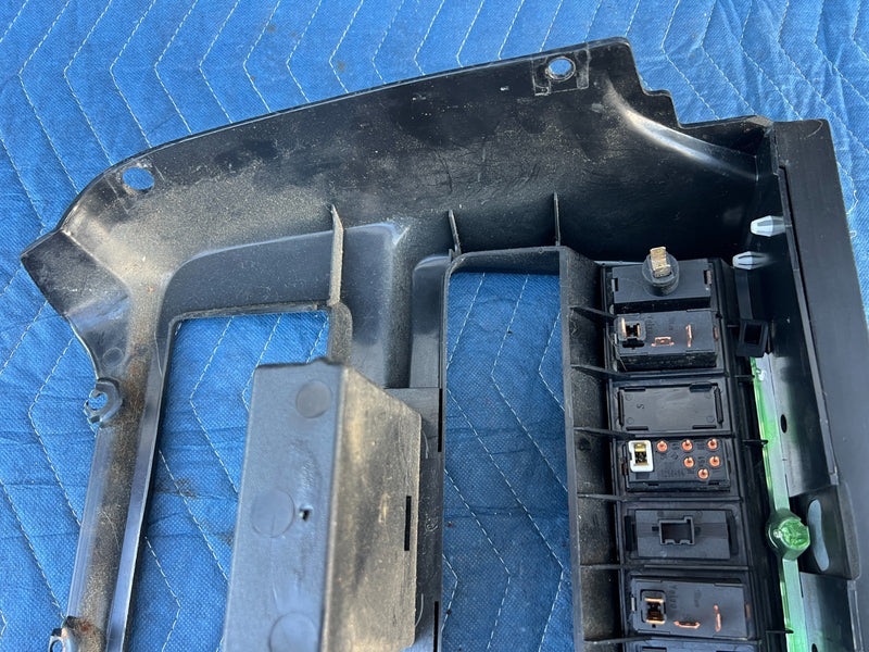 1986-1993 Volvo 240 244 Sedan Center Console Stereo Surround Trim OEM #4197EM