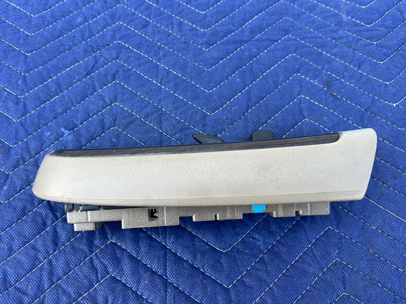 Chevrolet Silverado - Power Window Switch PN: 21997591 852874
