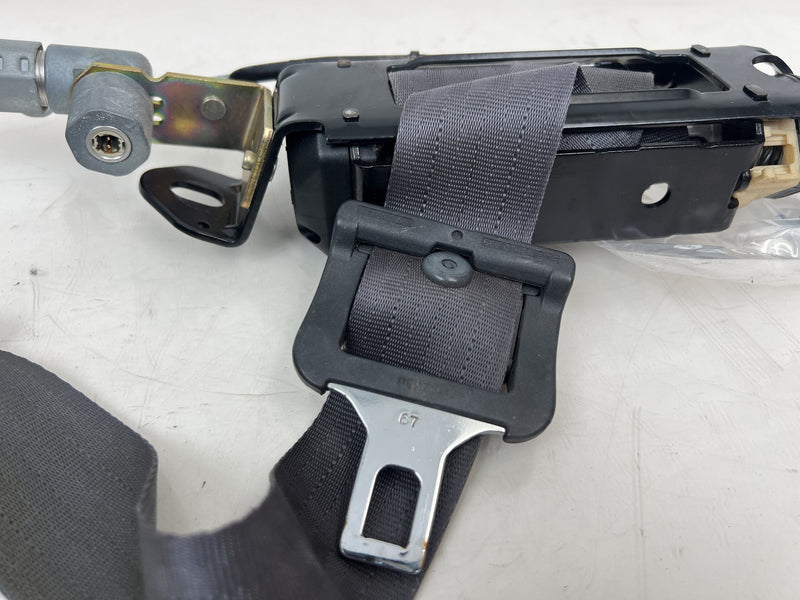 1998-2000 Volvo S70 V70 XC Front Passenger Right Seat Belt Retractor OEM #6851EM