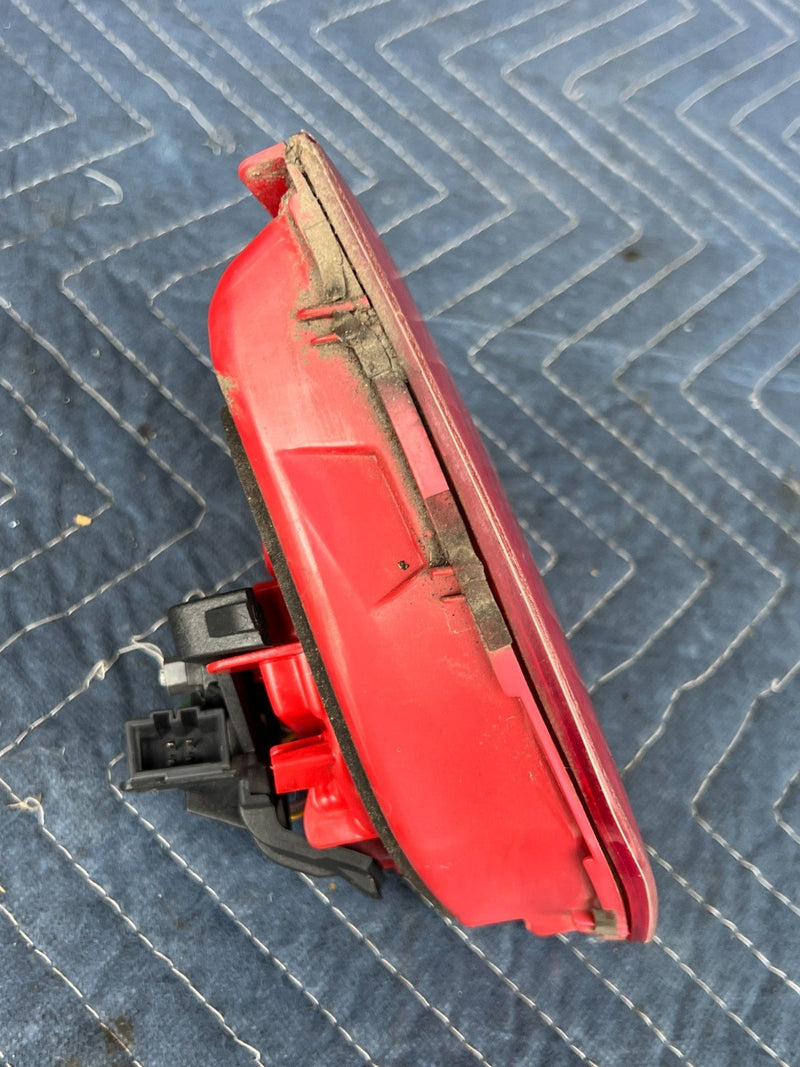 2005-2011 Audi A6 Passenger RH Inner Trunk Tail Light Lamp 4F5945094 OEM #3378EM