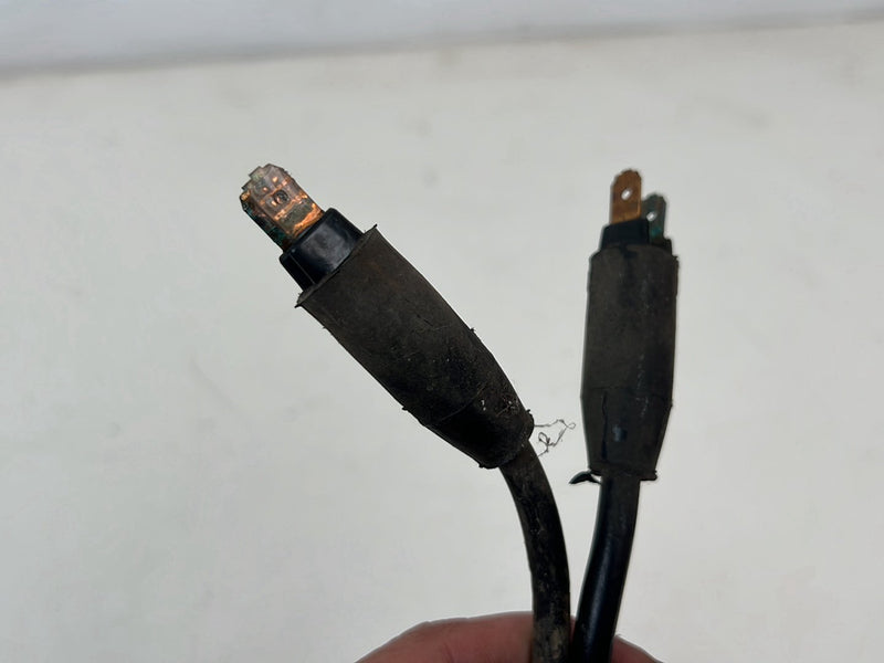 1983-1985 Porsche 944 Front Right Left Marker Light Pair 94463141200 OEM #5679EM