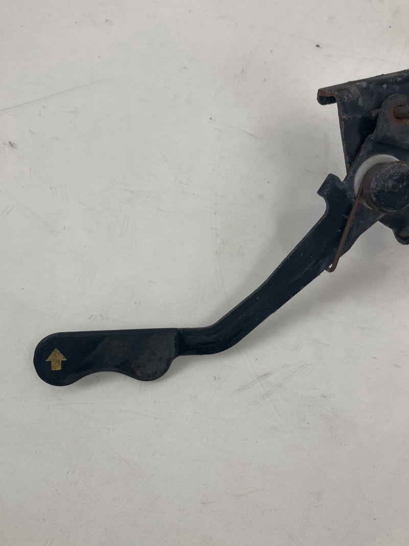 2002-2005 Lincoln Town Car Signature Hood Latch Catch OEM #5142M