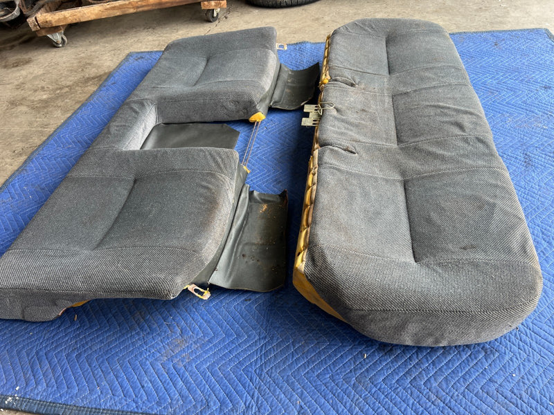 1989-1995 Volvo 740 940 Sedan Rear Cloth Bench Seat Gray 3525078 OEM #3645EM