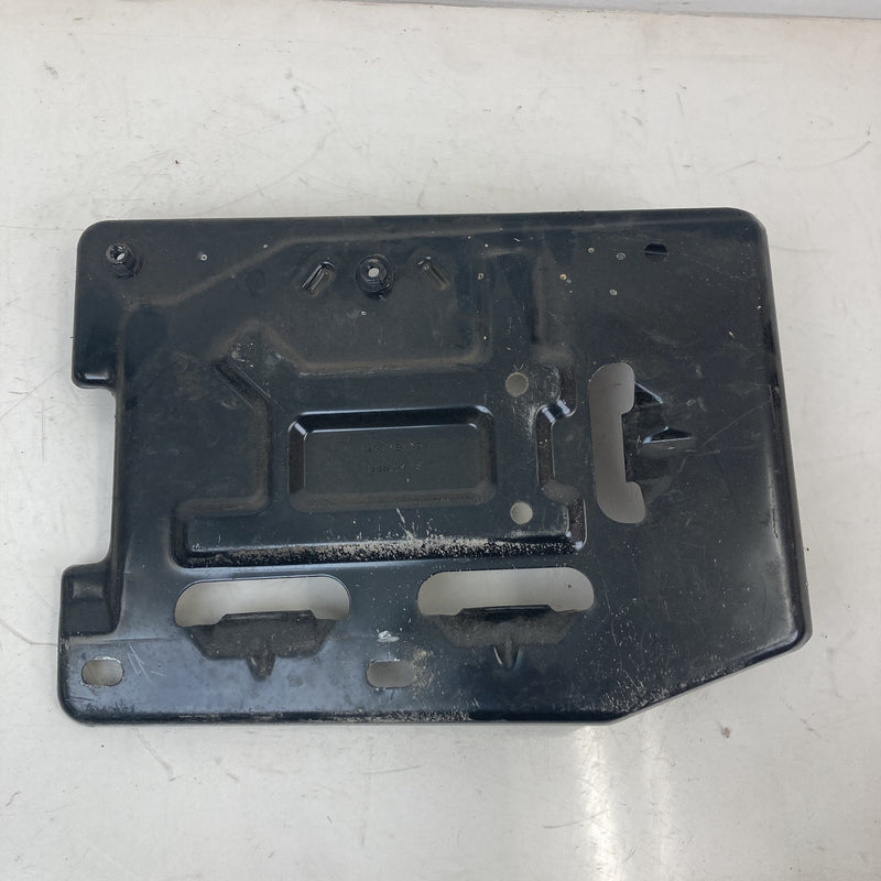 2007-14 Chevrolet Silverado GMC 1500 2500 3500 Battery Tray 15872637 OEM #5609M