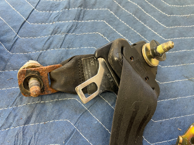 1992-1995 Volvo 940 740 Wagon LH & RH Rear Seat Belt Retractor Set OEM #3174EM