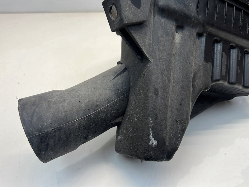 2012 Chevrolet Captiva Sport - Air Filter Housing PN: 20907605 15950817