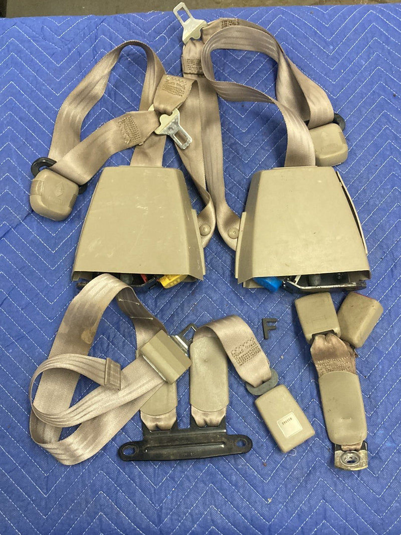 1995-1998 Chevy Silverado 1500 Ext Cab Rear Seat Belt Retractor Set OEM #6391EM
