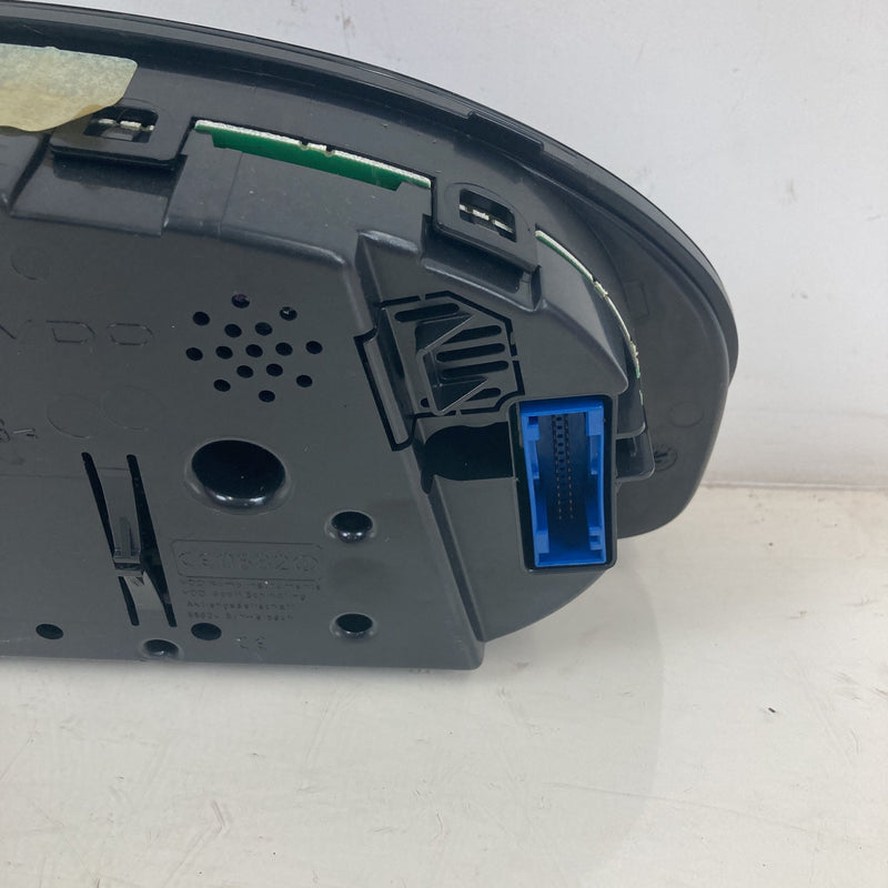2001-2005 Volkswagen Passat Gauge Cluster Speedometer OEM #5491M
