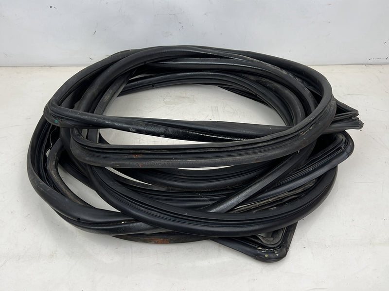 1993-1997 Volvo 850 Door Seal Gasket Weatherstripping Set of 4 OEM