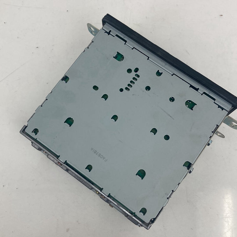 2002-2004 Honda CR-V RD2 Radio CD Changer 39100-SCA-A201 OEM #5116M