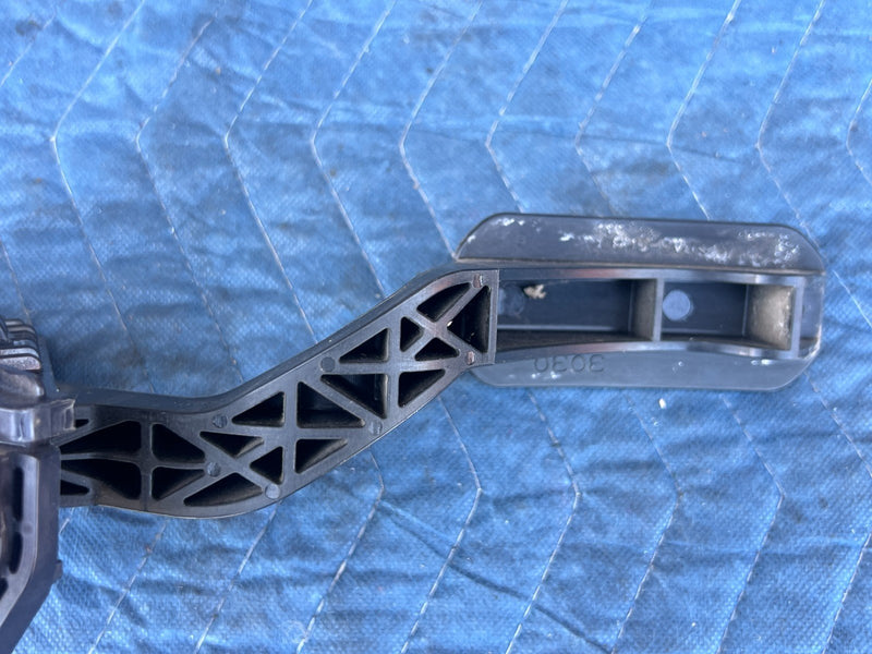 2004-2010 Toyota Sienna Gas Accelerator Throttle Pedal Assembly OEM #3577EM