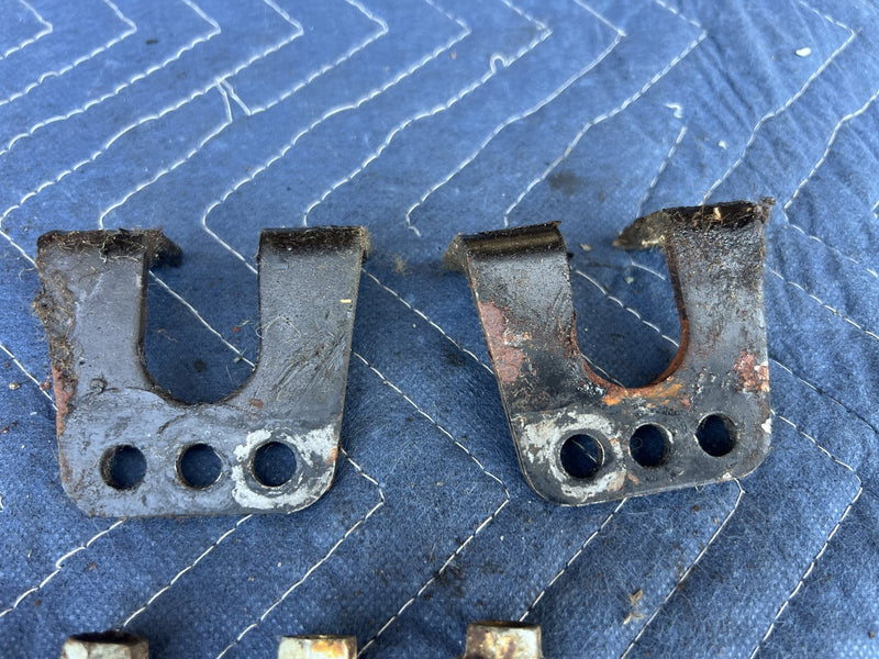 1973 Volvo 140 142 - Hardware