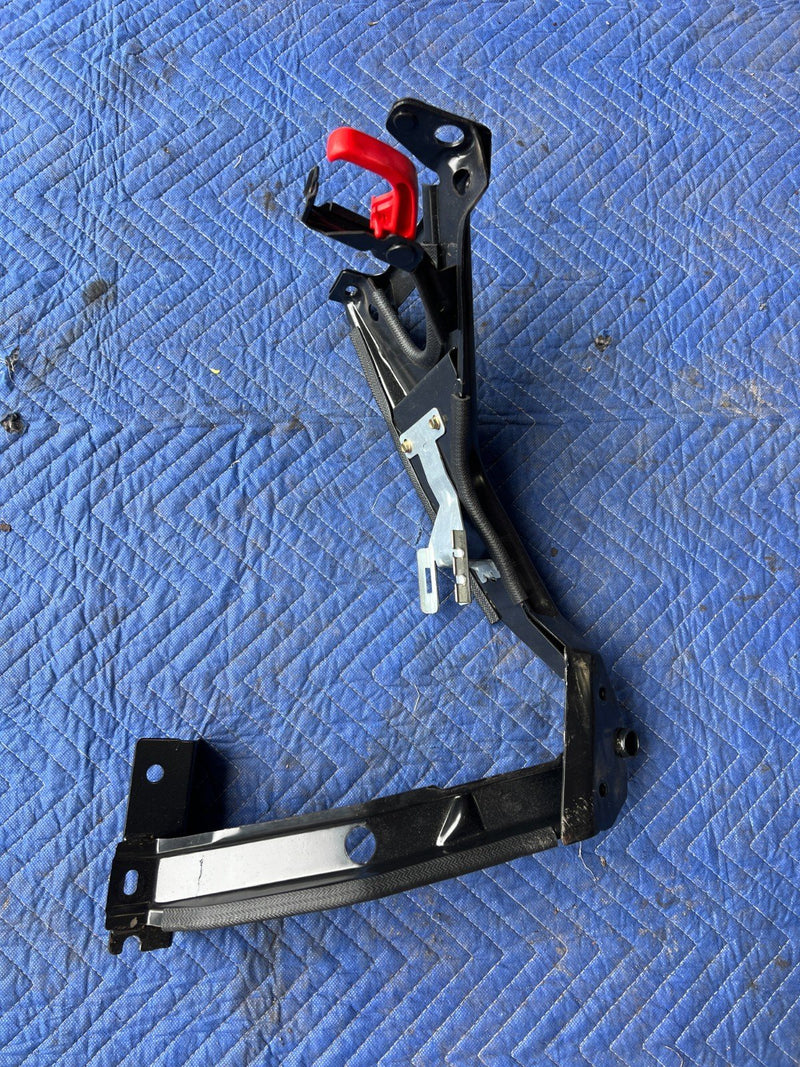 1992-1995 Volvo 940 740 Steering Column Bracket & Hood Latch Release OEM #3270EM