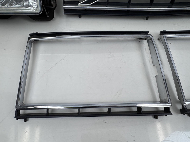 TV Screen Volvo 240 Headlights w/Flathood Eggcrate Grille