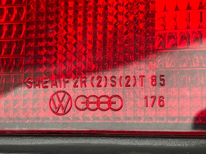47084885