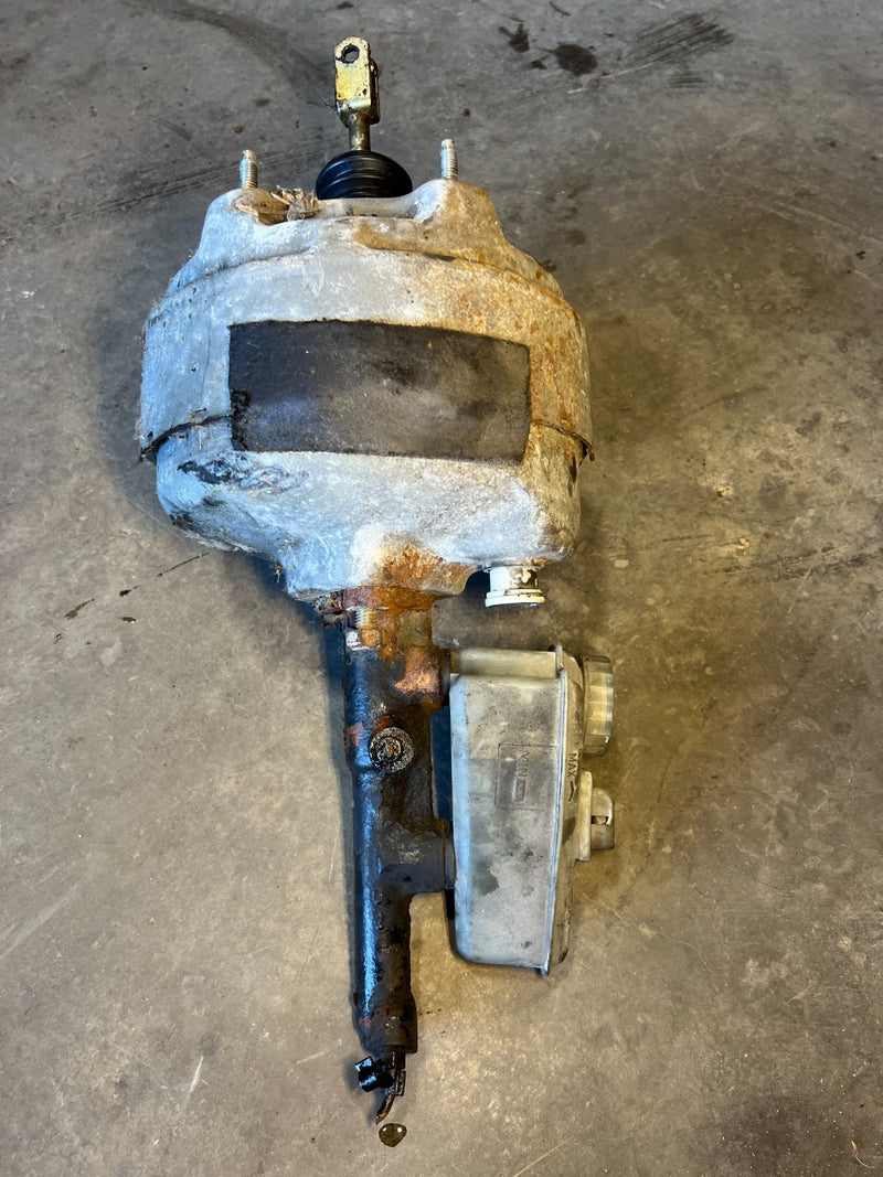 1986-1993 Volvo 240 244 Brake Booster & Master Cylinder Assembly OEM #4289EM