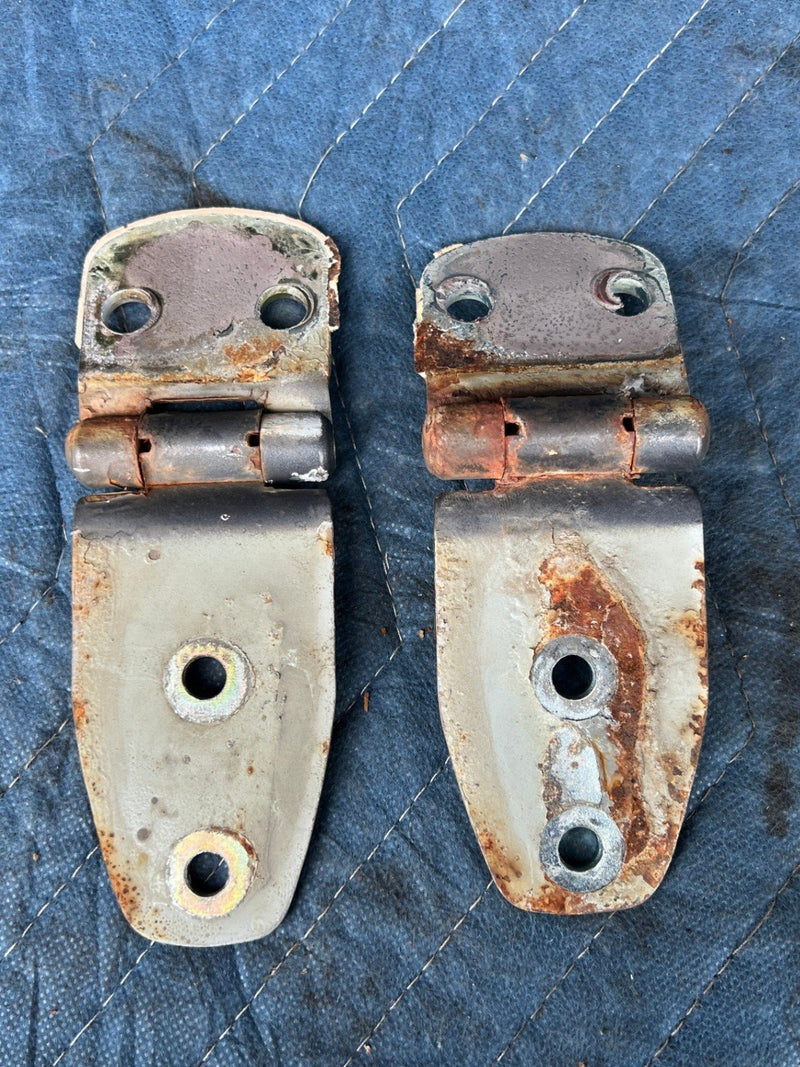 1985-1988 Suzuki Samurai SJ413 Door Hinges Set OEM