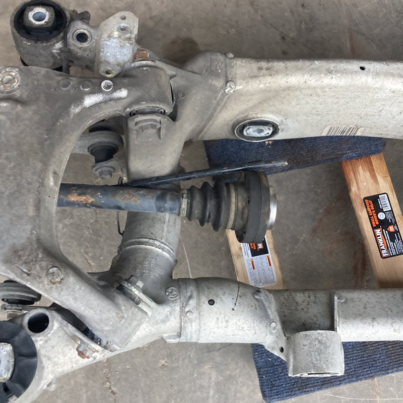 2003-2007 BMW 545i E60 Rear Axle Assembly 1801699349 6759610 6761134 OEM #4982M