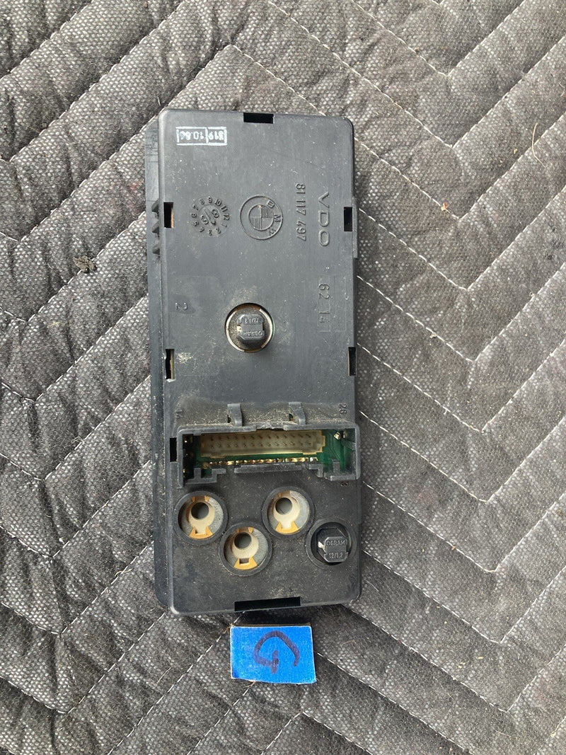 1982-1994 BMW E30 318i 325i Service indicator Light Bezel  81117497 OEM #2148M