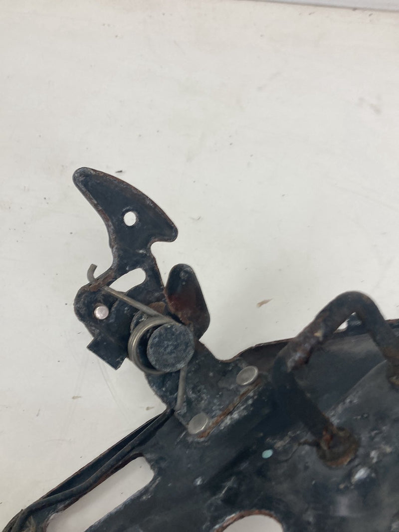 2002-2005 Lincoln Town Car Signature Hood Latch Catch OEM #5142M