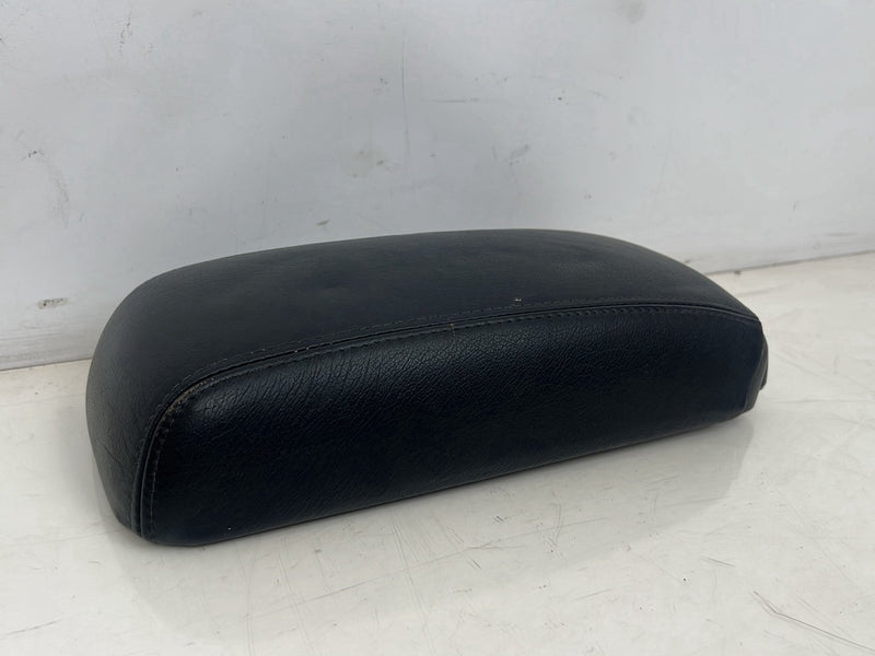 1998-2000 Volvo V70 S70 Center Console Lid Armrest OEM