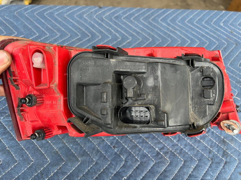 2009-2011 Audi A6 Outer Passenger Right RH Tail Light Lamp 4F5945096 OEM #3407EM