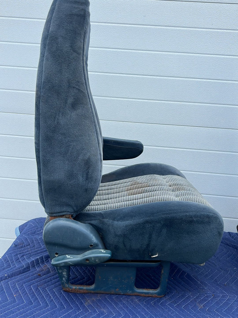 1988-1994 Chevrolet Silverado GMC Front Seat Two-Tone Blue Cloth Pair OE #5508EM