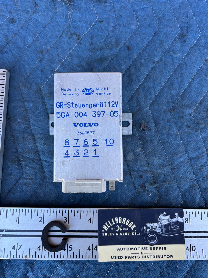 1986-1993 Volvo 240 244 245 Hella Cruise Control Module 5GA00439705 OEM #4364EM