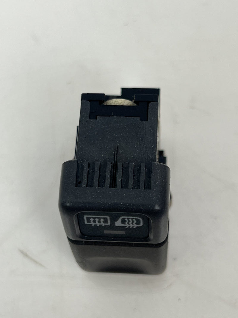1998-2000 Volvo S70 V70 XC Heated Mirror Rear Window Defrost Switch OEM #6867EM